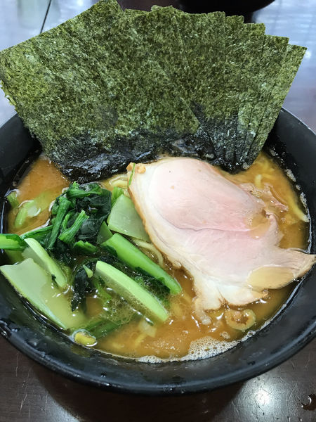 「ラーメン(並)＋のり＋ライス」@杉田家 千葉祐光店の写真