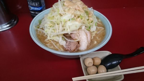「大・味付うずらの玉子(ヤサイアブラ)￥９９０」@ラーメン二郎 相模大野店の写真
