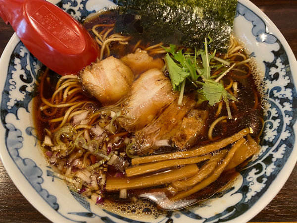 「タマリ醤油そば」@中華そば 東京ぐれっちの写真