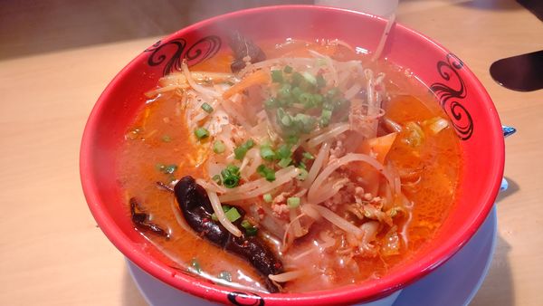 「武者気RED 850円」@らぁ麺 武者気 上越店の写真