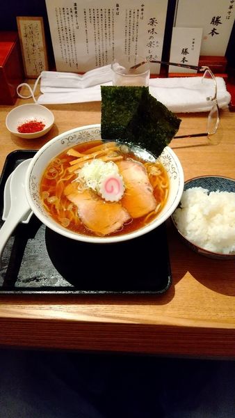 「中華そば＋ライス＋辛味」@中華そば 勝本の写真