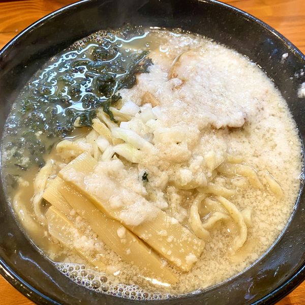 「ツバメサンジョー（背脂：中）」@麺＆cafe Coi.Coi.の写真