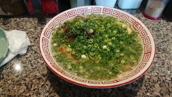 「だるまラーメン こってりネギ増しバリカタ」@だるま大使 本店の写真