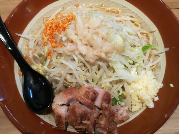 「大ラーメン:880円(麺まし:100円)」@豚山 元住吉店の写真