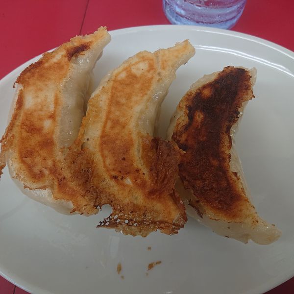 「チャーシューメン950円、餃子3ヶ320円」@一品香 今宮店の写真