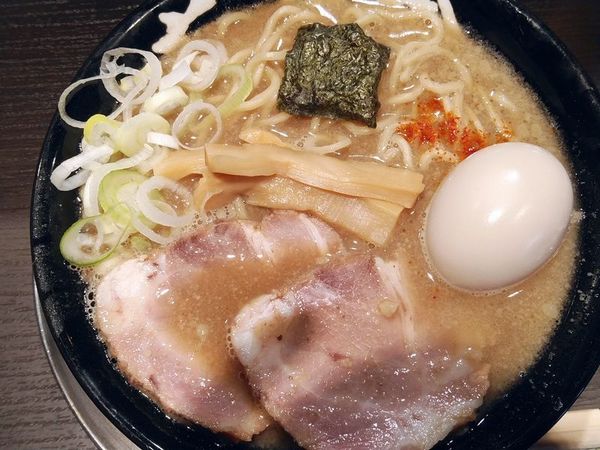 「特製中華そば」@六厘舎 上野店の写真