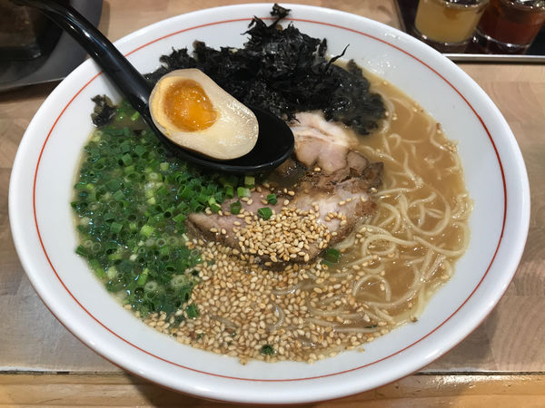 「長浜しろ　770円」@博多長浜麺食堂 ちー坊 山形駅前店の写真