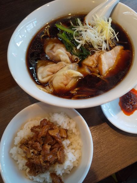 「雲呑麺ミニミニ魯肉飯のセット1000円」@雲呑麺のお店 おんわの写真