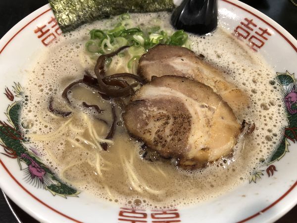 「とんこつ（博多）ラーメン　￥７５０」@らーめん しんの写真