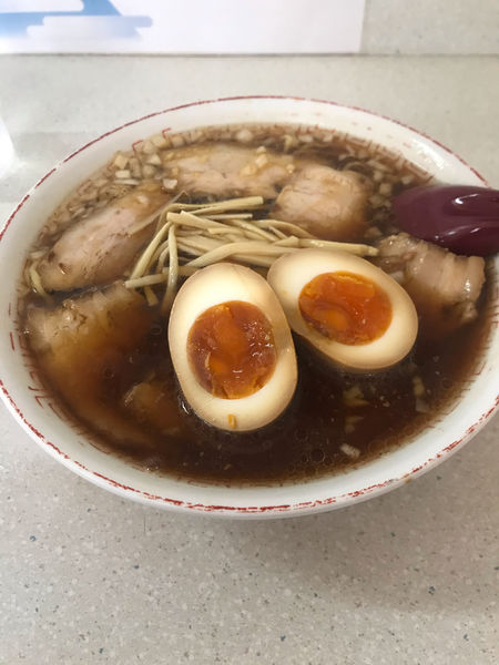 「チャーシュー麺750円＋煮卵100円」@ラーメン 天一の写真