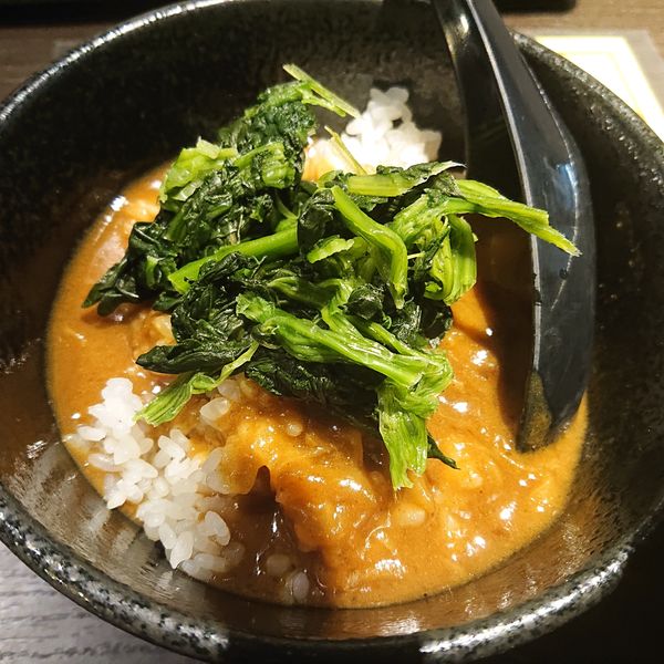 「ラーメン並500円(1周年記念)(硬め)、カレー丼200円」@横浜家系 薫風家の写真