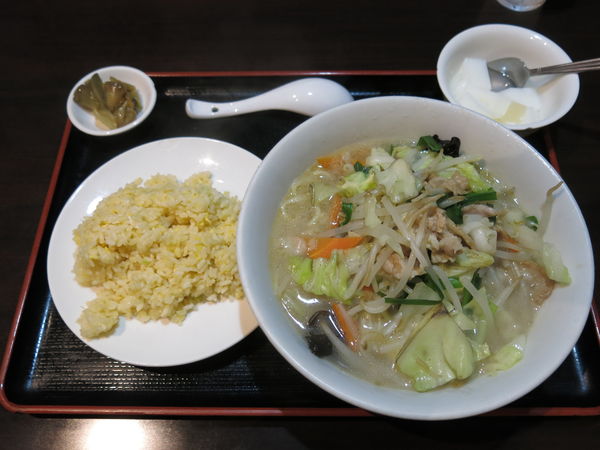 「野菜タンメン＋小炒飯：700円」@天香府 新橋本店の写真