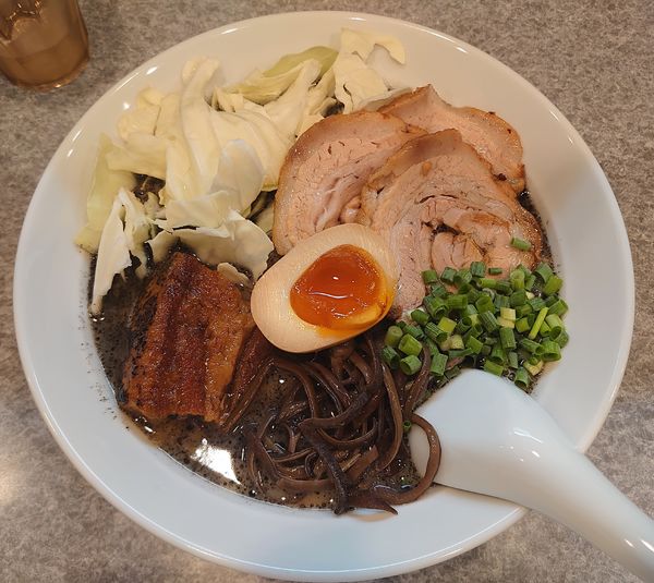 「ダブル黒(1000円)」@麺屋 MANIの写真