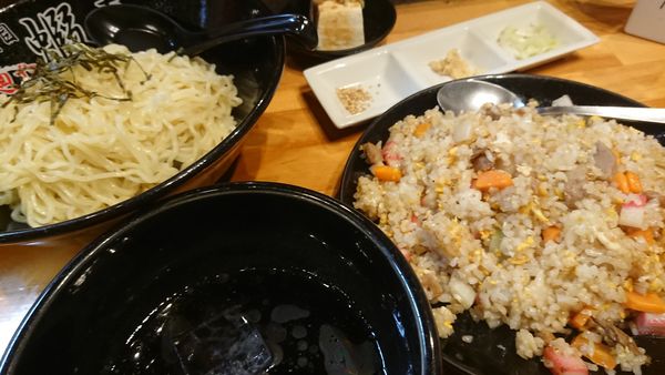 「チャーハンセット(ざるラーメン)」@五代目麺や蝦夷の写真