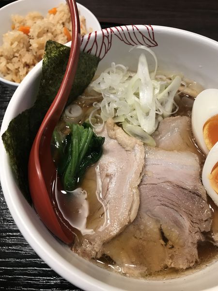 「特製ラーメン、だし炊きごはん」@麺処 あす花の写真