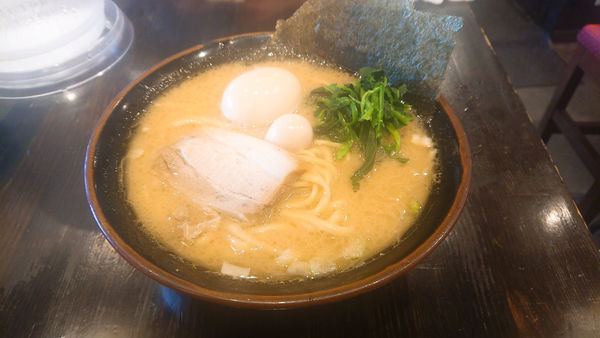 「ラーメン」@横浜家系ラーメン 金山家の写真