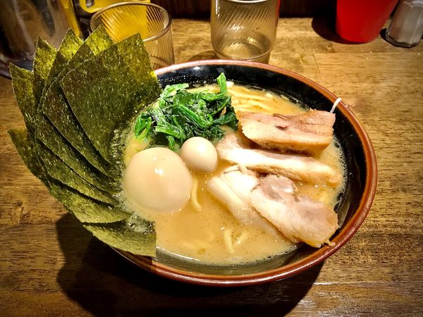 「MAXラーメン」@横浜家系ラーメン 金山家の写真