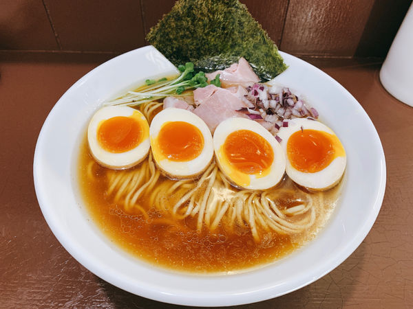 「W半熟味玉中華そば」@中華そば うお青の写真