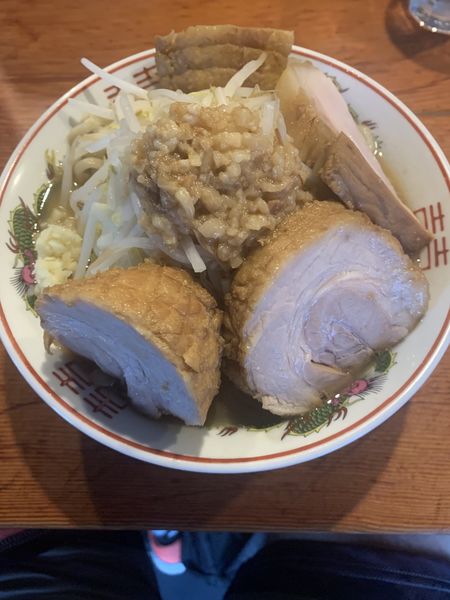 「小ラーメン　ヤサイチョイマシニンニク　半豚増し」@麺処 ほん田 東十条店の写真
