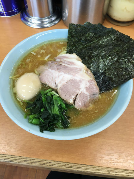 「らーめん」@横浜らーめん 武蔵家 綾瀬店の写真