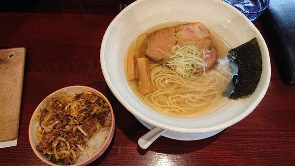 「塩ラーメン+ネギチャー丼」@上州地鶏ラーメン 翔鶴の写真