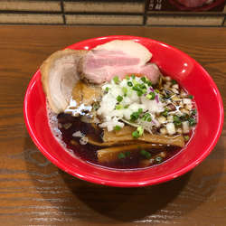 煮干し醤油らーめん