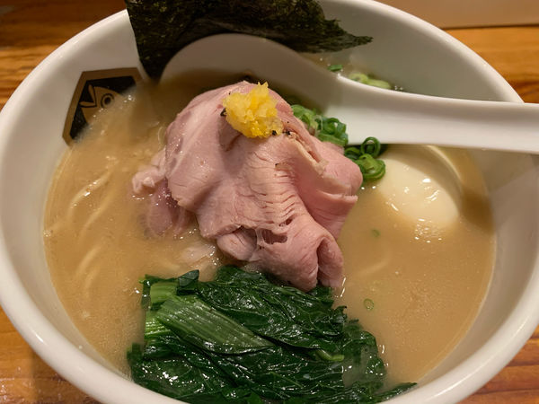 「濃厚特製真鯛ラーメン　1220円」@真鯛らーめん 麺魚の写真