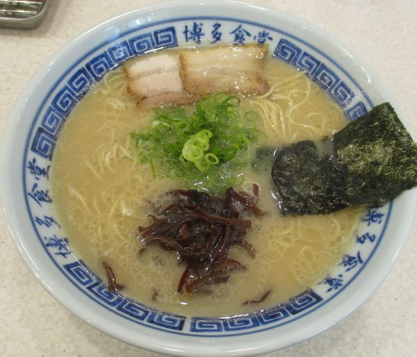 「博多ラーメン　650円」@博多食堂 新宿店の写真