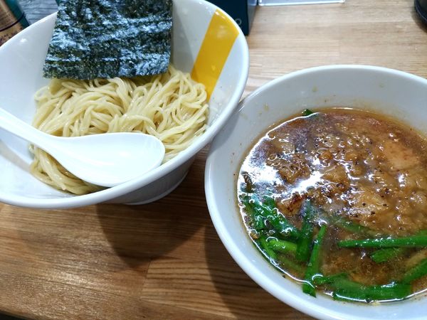 「【限定】スタミナつけ麺クロ（1,000円）」@塩生姜らー麺専門店 MANNISH 亀戸店の写真