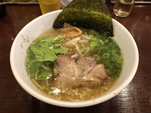 「香味徳　750円」@牛骨ラーメン 香味徳の写真