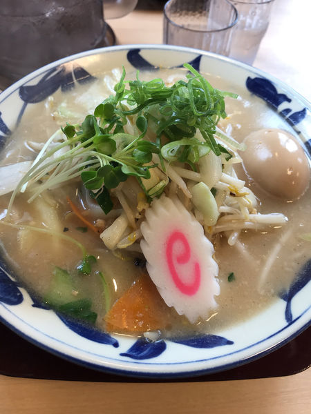 「煮玉子のせ濃厚タンメン」@小江戸タンメン 蔵之介の写真