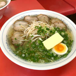 塩ラーメン　大盛り　バター入り(1000円)