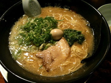 「らーめん」@西新 海豚やの写真