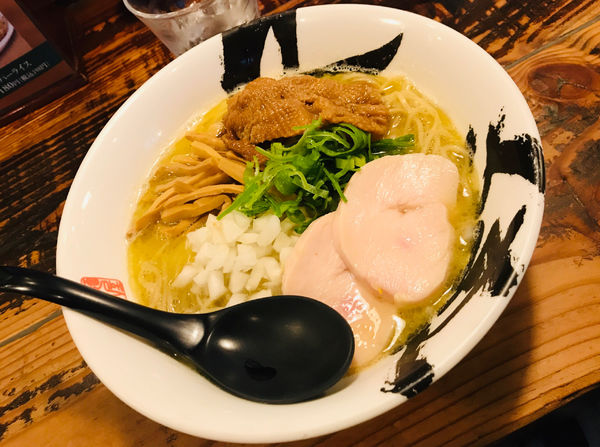 「【限定】鶏尽くし白湯らーめん」@麺屋久兵衛の写真