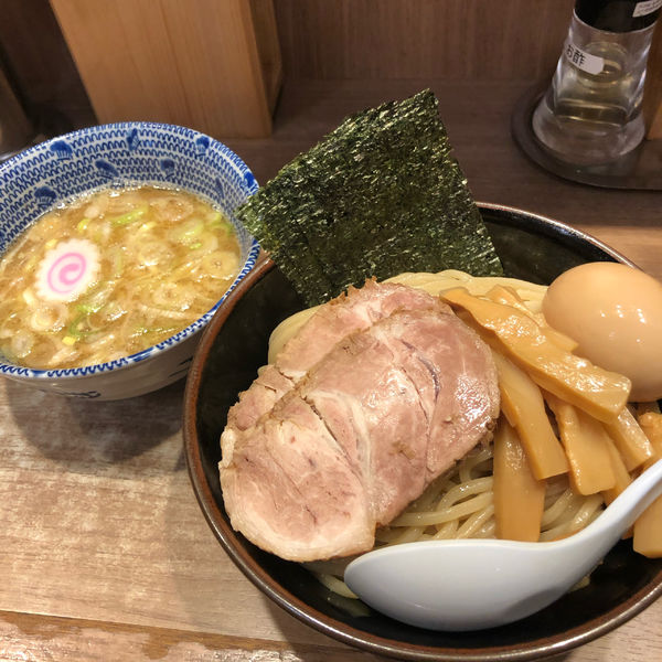 「特製つけ麺」@舎鈴 エキュート赤羽店の写真