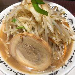 野郎ラーメン 新橋駅前店の画像
