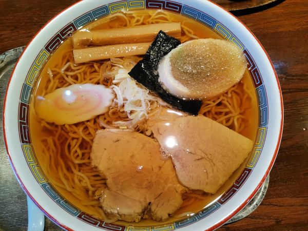 「しょうゆ並」@支那そば 伊藤の写真