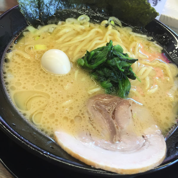 「ラーメン」@横浜家系ラーメン 一四家の写真