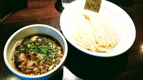 「鴨脂煮干し醤油つけ麺」@九十九里煮干つけ麺 志奈田の写真