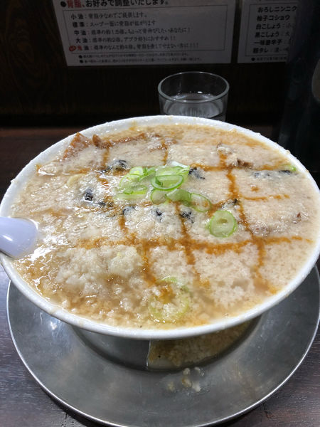 「中華そば大盛り 鬼脂」@らーめん潤 蒲田店の写真