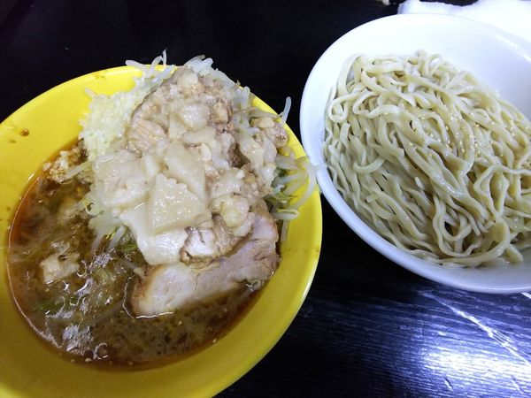 「小ラーメン麺少なめ＋つけ麺（ごま味）　750＋100円」@ラーメン二郎 茨城守谷店の写真