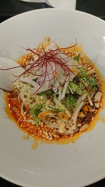 「覇王汁なし担々麺」@麻辣専科 覇王 神田北口店の写真