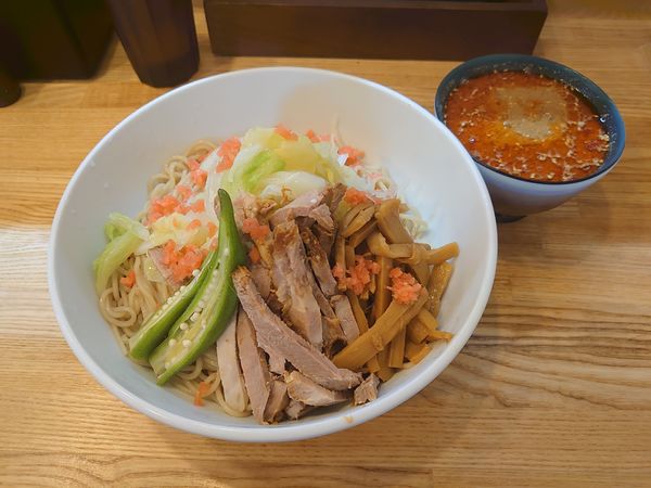 「冷やし辛つけそば」@中華そば専門 とんちぼの写真