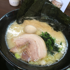 横浜家系ラーメン 一四家の画像