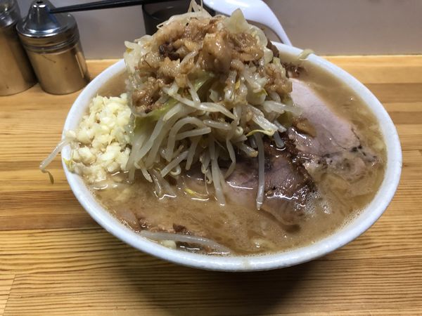 「豚ラーメン」@俺の生きる道 白山店の写真