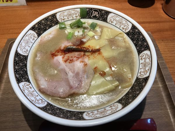 「すごい煮干しラーメン（細麺） 910円」@ラーメン凪 浅草店の写真