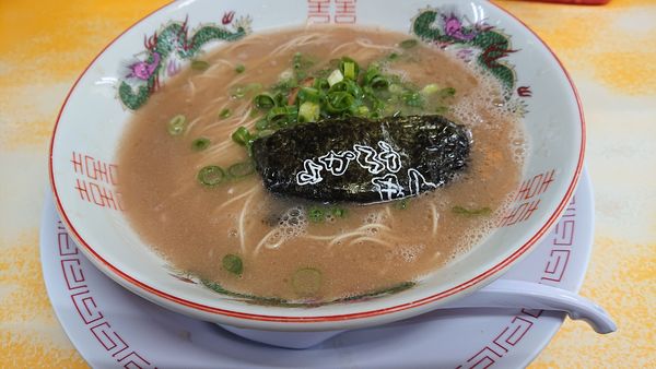 「ラーメン　７００円」@よかろうもんの写真
