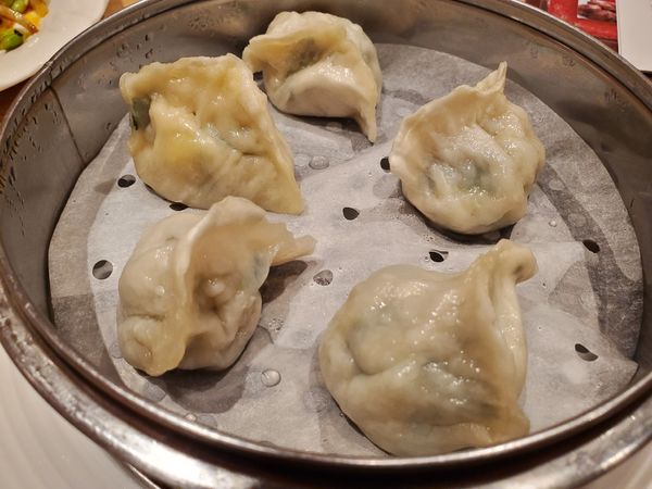 「貧乏餃子・蒸餃」@一味玲玲 横浜店の写真