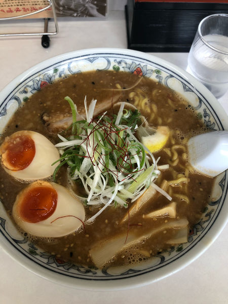 「八丁味噌ラーメン（大）」@拉麺哲學 斎藤みそ家 大館分店の写真
