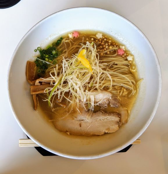 「Bランチ : らーめん+水餃子+抹茶アイス 950円」@らーめんと甘味処 九月堂の写真